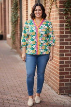 Load image into Gallery viewer, All in Bloom Contrast V Neck 3/4 Sleeve Blouse
