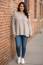 Load image into Gallery viewer, Moments in Time Exposed Seam Hi-low Tee in Mocha
