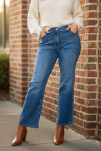 Load image into Gallery viewer, The City Sidewalk Ankle Crop Jeans
