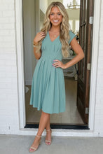 Load image into Gallery viewer, Sweet Sage Dream Midi Dress
