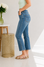 Load image into Gallery viewer, JUDY BLUE The Harper Crop Flare Jeans
