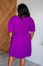 Load image into Gallery viewer, Hold And Squeeze Me Pleated Dress
