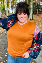 Load image into Gallery viewer, Rust &amp; Navy Floral Textured Hacci Top
