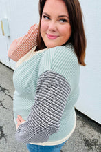 Load image into Gallery viewer, Rust &amp; Olive Two-Tone Knit Color Block Top
