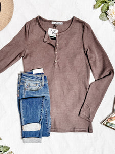 Harper Long Sleeve Henley Top - Mocha