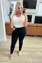 Load image into Gallery viewer, Audrey High Rise Control Top Classic Skinny Jeans in Black by Judy Blue
