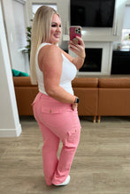Load image into Gallery viewer, JUDY BLUE  Peggy High Rise Cargo Straight Jeans in Pink
