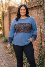 Load image into Gallery viewer, Ocean Prowl Knit

