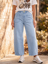 Load image into Gallery viewer, Easy Does It Barrel Cropped Jeans
