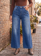 Load image into Gallery viewer, Front &amp; Center Wide Leg Jeans
