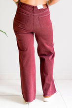 Load image into Gallery viewer, JUDY BLUE Retro Curve Wide Leg Jeans

