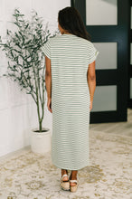 Load image into Gallery viewer, Keep Me Comfy Casual Maxi Dress in Green
