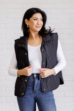 Load image into Gallery viewer, Weekend Ready Snap Button Quilted Puffer Vest in Black
