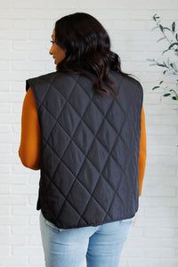 Weekend Ready Snap Button Quilted Puffer Vest in Black