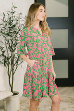Load image into Gallery viewer, Lizzy Sunday Dress in Emerald Abstract Floral
