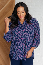 Load image into Gallery viewer, Lizzy Top in Navy and Magenta Petite Floral
