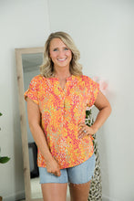 Load image into Gallery viewer, Lizzy Cap Sleeve Top in Apricot
