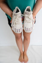 Load image into Gallery viewer, Hipster Sneakers in Nude
