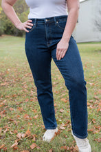 Load image into Gallery viewer, Here My Love Judy Blue Tummy Control Straight Leg Jeans
