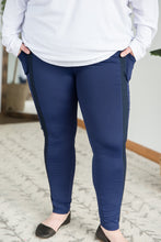 Load image into Gallery viewer, Last Turn Home Leggings
