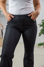 Load image into Gallery viewer, Feeling the Flare Jeggings in Black
