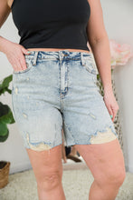 Load image into Gallery viewer, In the Distance Judy Blue Shorts
