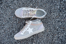 Load image into Gallery viewer, Daisy Sneakers in Grey
