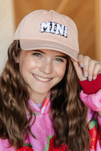 Load image into Gallery viewer, Mama and Mini Hat Set in Pink
