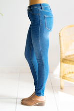 Load image into Gallery viewer, Maple Lane Zenana Jeans
