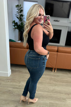 Load image into Gallery viewer, JUDY BLUE Maxine Mid-Rise Skinny Jeans
