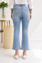 Load image into Gallery viewer, JUDY BLUE Metallic Seam Mid Rise Flare Jeans
