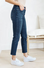 Load image into Gallery viewer, JUDY BLUE Mid-Rise Relaxed Fit Mineral Wash Jeans
