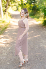 Load image into Gallery viewer, Reagan Ribbed Midi Dress - Mocha
