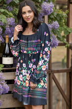 Load image into Gallery viewer, Napa Charm - Dress
