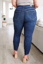 Load image into Gallery viewer, JUDY BLUE Nicole Tummy Control Skinny Jeans
