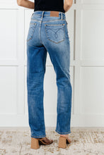 Load image into Gallery viewer, JUDY BLUE Nivea Vintage Wash Thermal Straight Jeans
