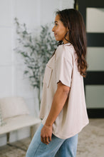 Load image into Gallery viewer, Not That complicated Textured Boxy Tee in Ash Mocha
