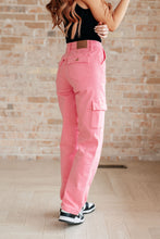 Load image into Gallery viewer, JUDY BLUE  Peggy High Rise Cargo Straight Jeans in Pink
