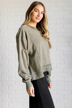 Load image into Gallery viewer, Quick Fix Mineral Wash Crew Neck Pullover in Army Green
