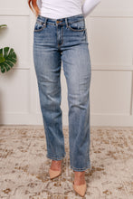 Load image into Gallery viewer, Quinn Mid Rise Cell Phone Pocket Dad Jeans by Judy Blue
