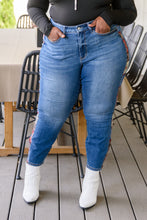 Load image into Gallery viewer, JUDY BLUE Rio Western Print Relaxed Jeans
