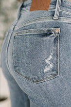 Load image into Gallery viewer, Robin High Waist Bootcut with Fray Hem

