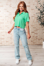 Load image into Gallery viewer, Rory Ribbed Cropped Tennis Tee in Green
