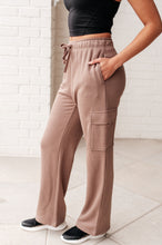 Load image into Gallery viewer, Run, Don&#39;t Walk Cargo Sweatpants in Smokey Brown
