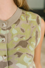 Load image into Gallery viewer, Show Yourself Camo Sleeveless Button Down Top
