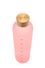 Load image into Gallery viewer, Sippin' Pretty 32 oz Translucent Water Bottle in Pink &amp; Gold
