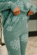 Load image into Gallery viewer, Snowflake Sniffles Pajama Set in Hunter Green

