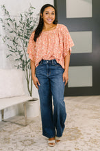 Load image into Gallery viewer, Spring Breeze Square Beck Top in Dusty Rose
