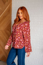 Load image into Gallery viewer, Sunday Brunch Blouse in Rust Floral
