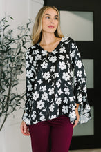 Load image into Gallery viewer, Time and Time Again Floral Blouse
